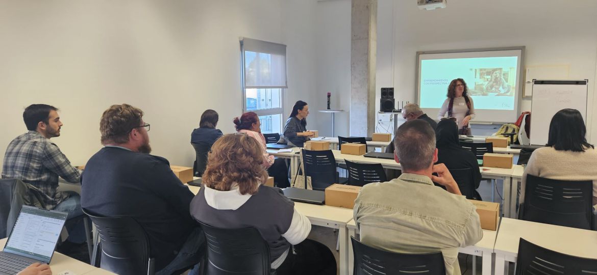 SemanaMujerEmprendedora2025_6